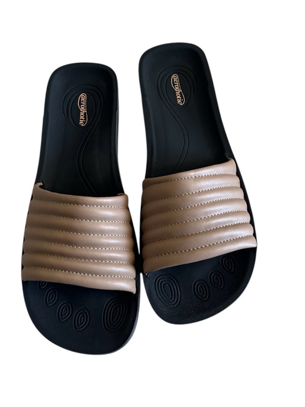 Aerothotic Tan Quilted Slide Sandals Size 10